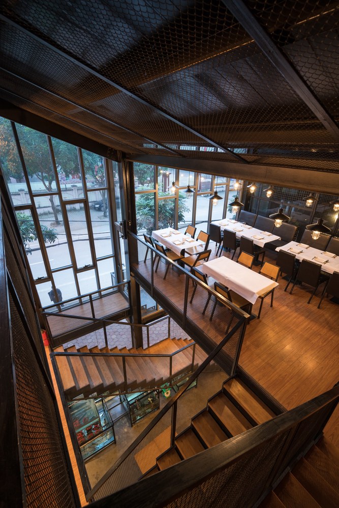 越南 Vinh 市海鲜餐厅 Crabsark & Crawfish-25