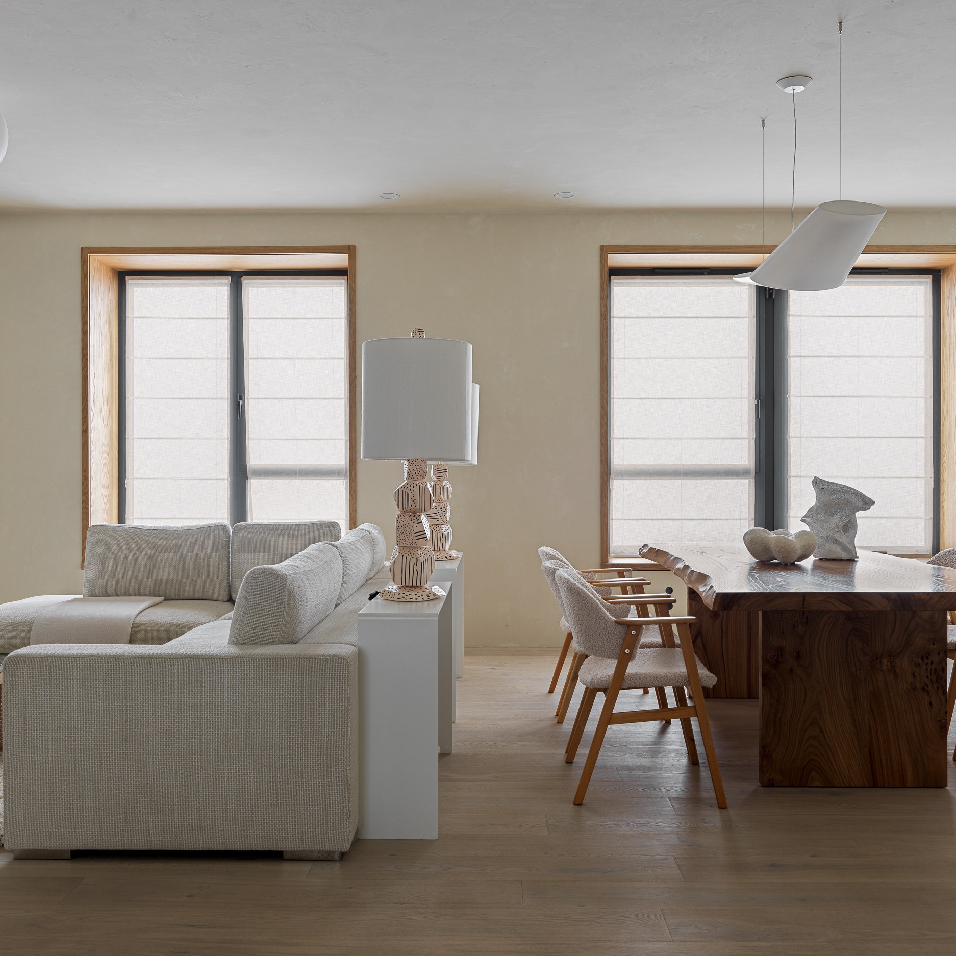 莫斯科简约公寓 | 白色空间的艺术-0