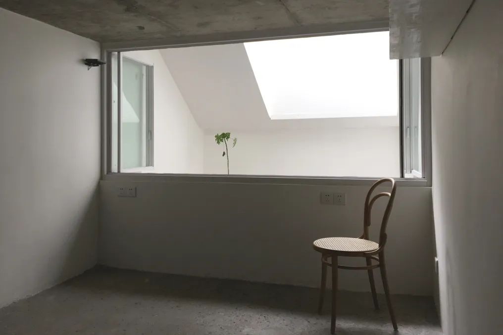 乡野绿意中的艺术之家-153