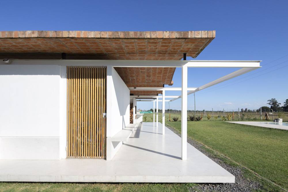 阿根廷Monopoli 住宅，金属框架+瓷屋顶(2021)(Fabrizio Pugliese)设计-22