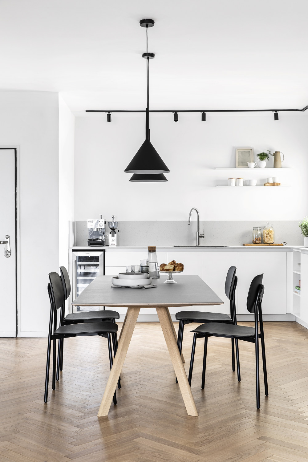 以色列特拉维夫年轻家庭现代公寓设计-18