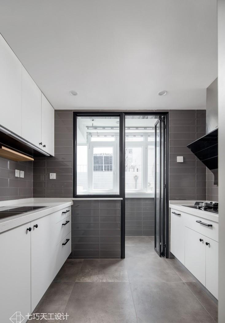 “哈尔的移动城堡”儿童房 | 旧屋新生,颠覆居住想象-40