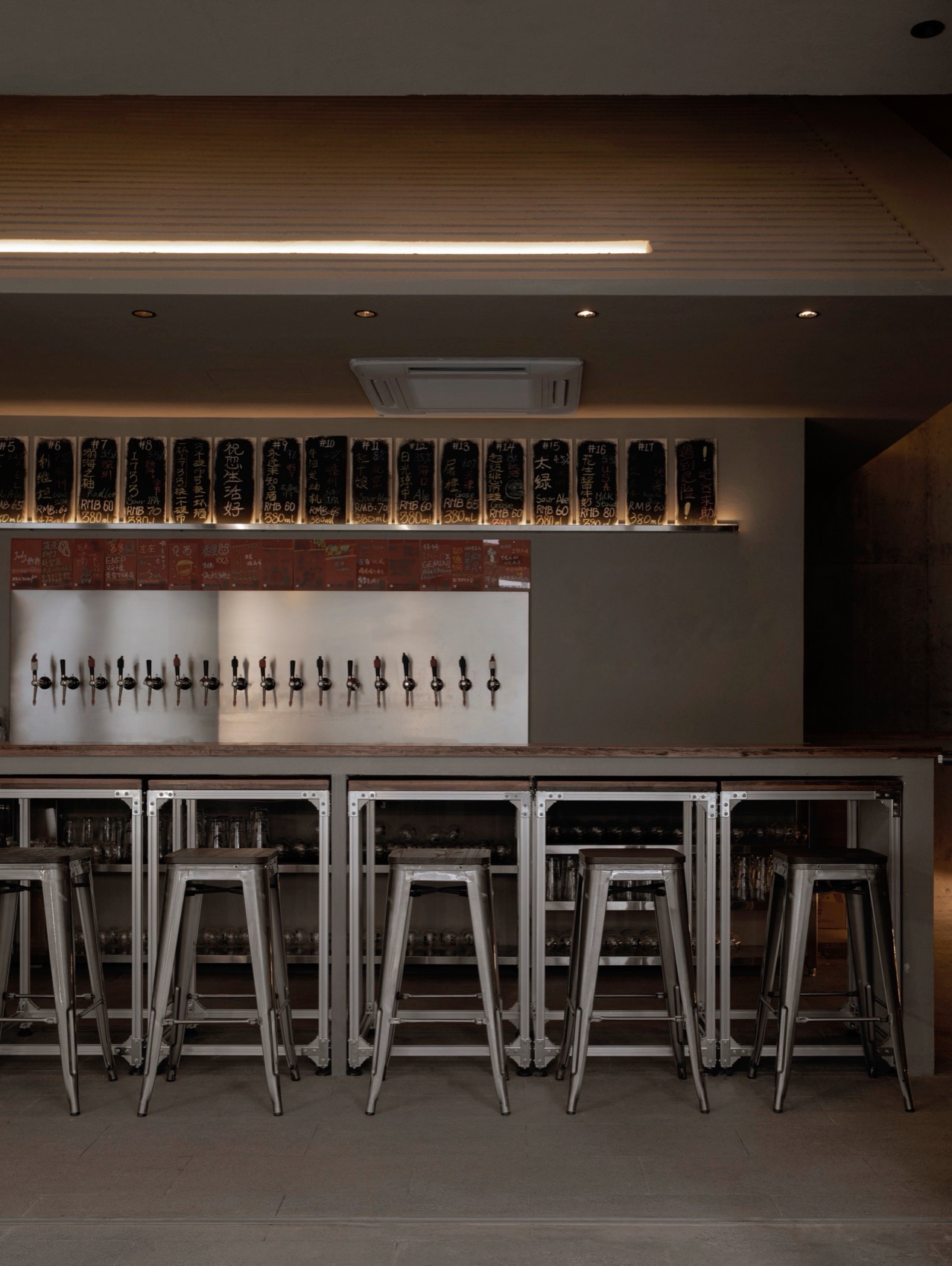 跳海酒馆大钟寺店,北京 / 不山建筑-14