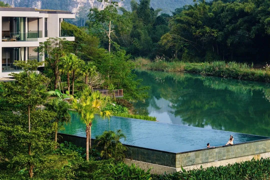 酒店内卷新高度 · 美景浴缸大比拼丨中国上海-9