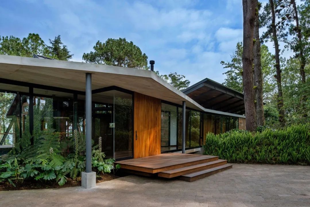 深山秘境 | Paz Arquitectura 的建筑奇迹-29