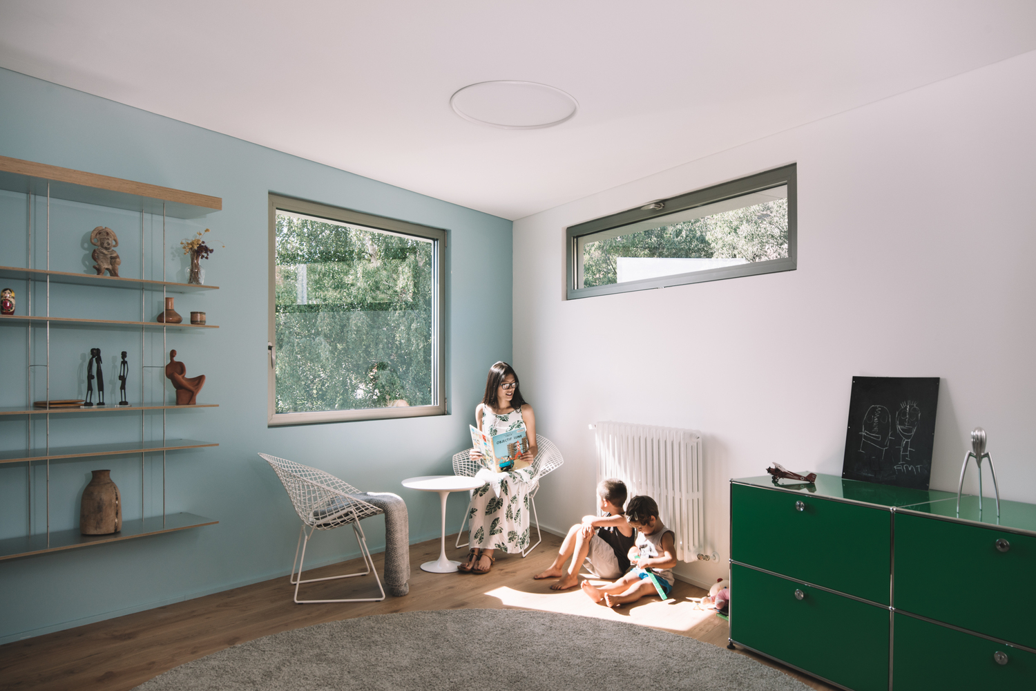 维奥住宅绿色景观中的现代石盒-33