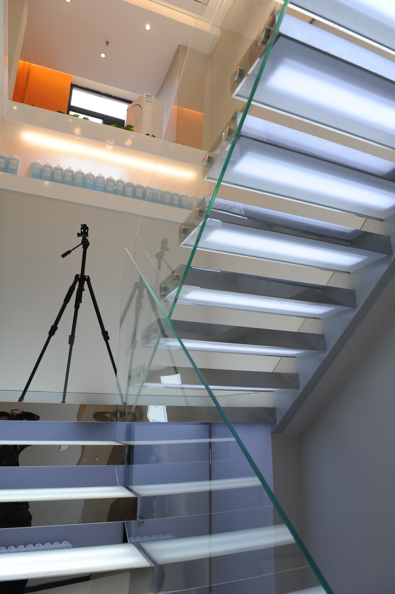 大连傲鲨汽车生活馆丨中国大连丨齐庄设计-9