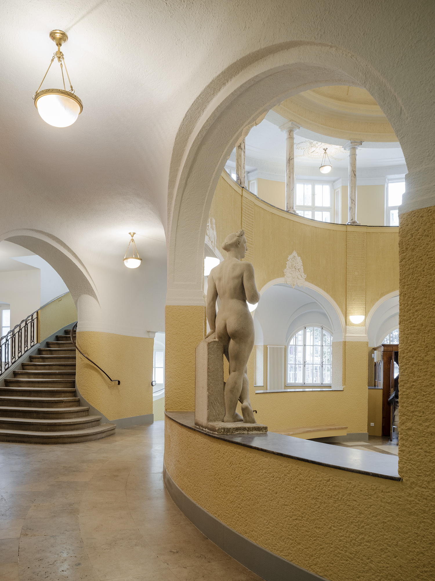 斯特拉斯堡市政浴场翻新与创新丨法国-11