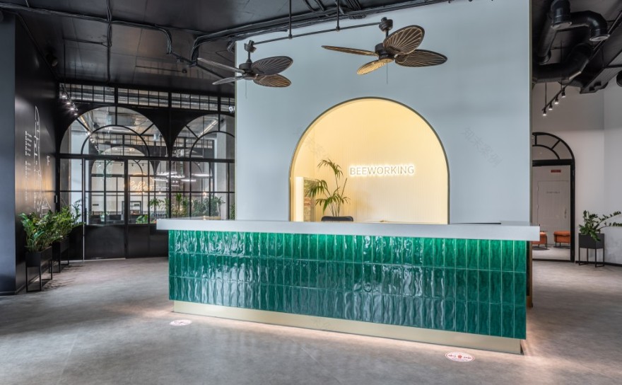 BeeWorking Holosiiv 乌克兰基辅共享办公空间设计丨BeeWorking 内部设计团队-18
