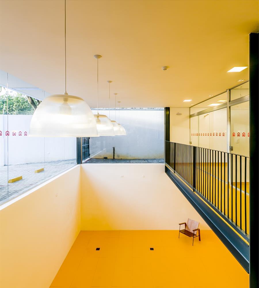 巴西 Imobiliária Kogake 办公楼 | 简约现代，开放互动-10