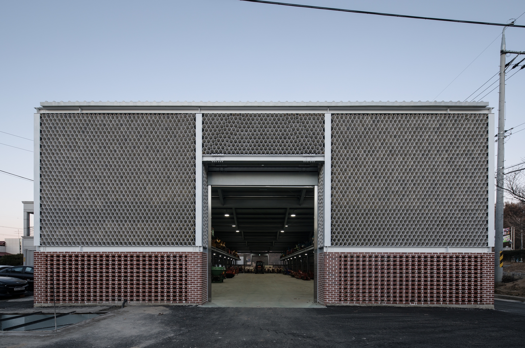 ASAN Warehouse  / Studio Atelier Maroo-61