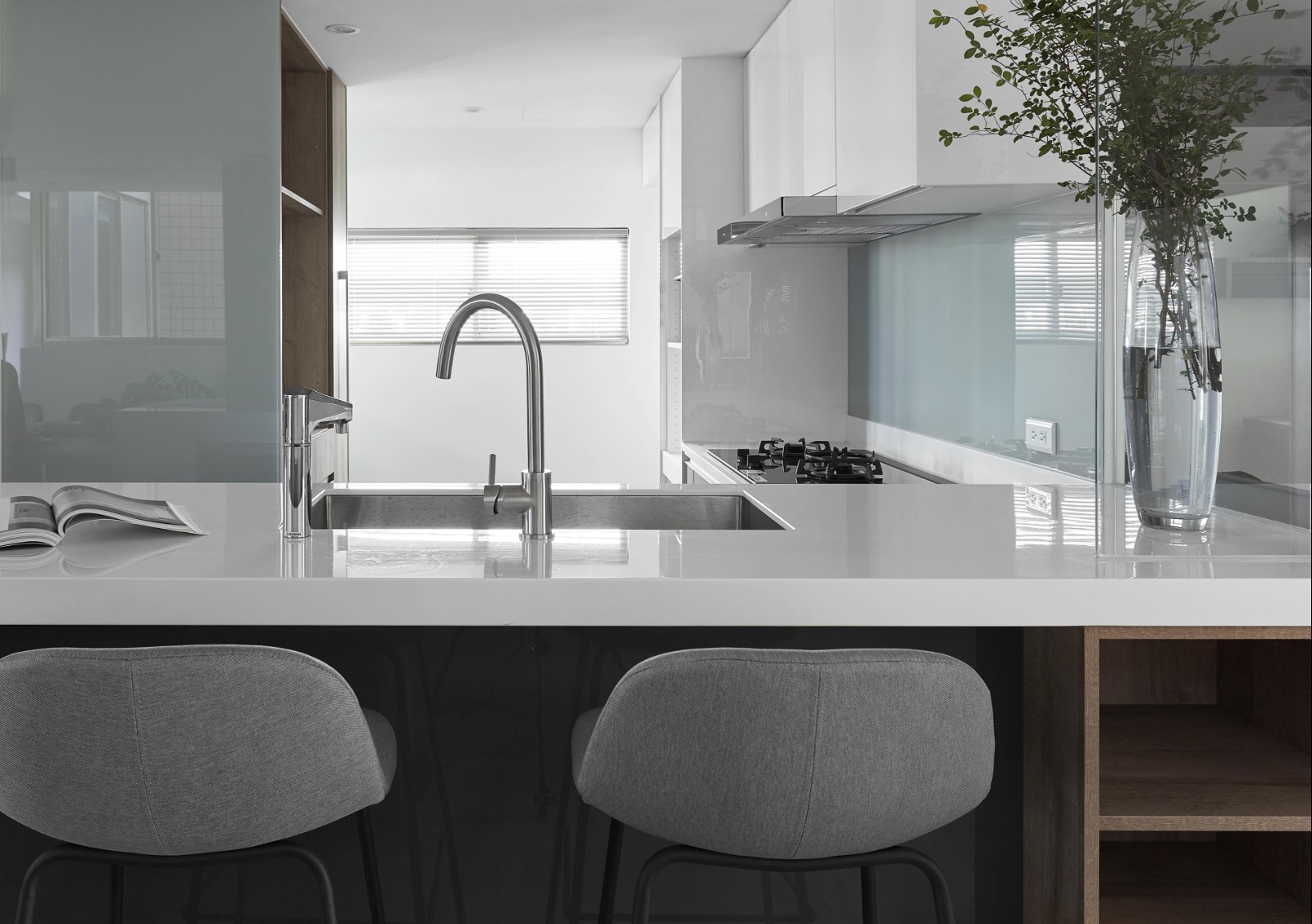 简约台式木质住宅改造-12