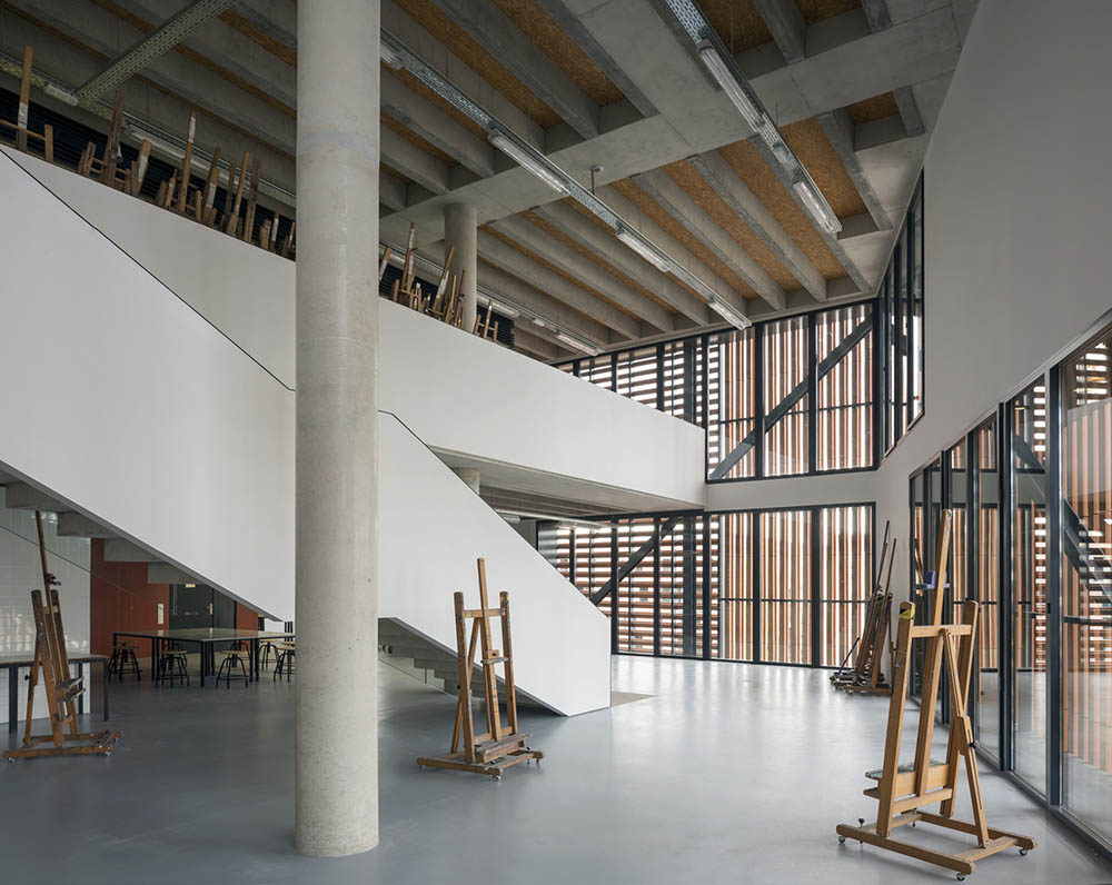 Escuela Massana, Centro de Arte y Diseño - Estudio Carme Pinós-17