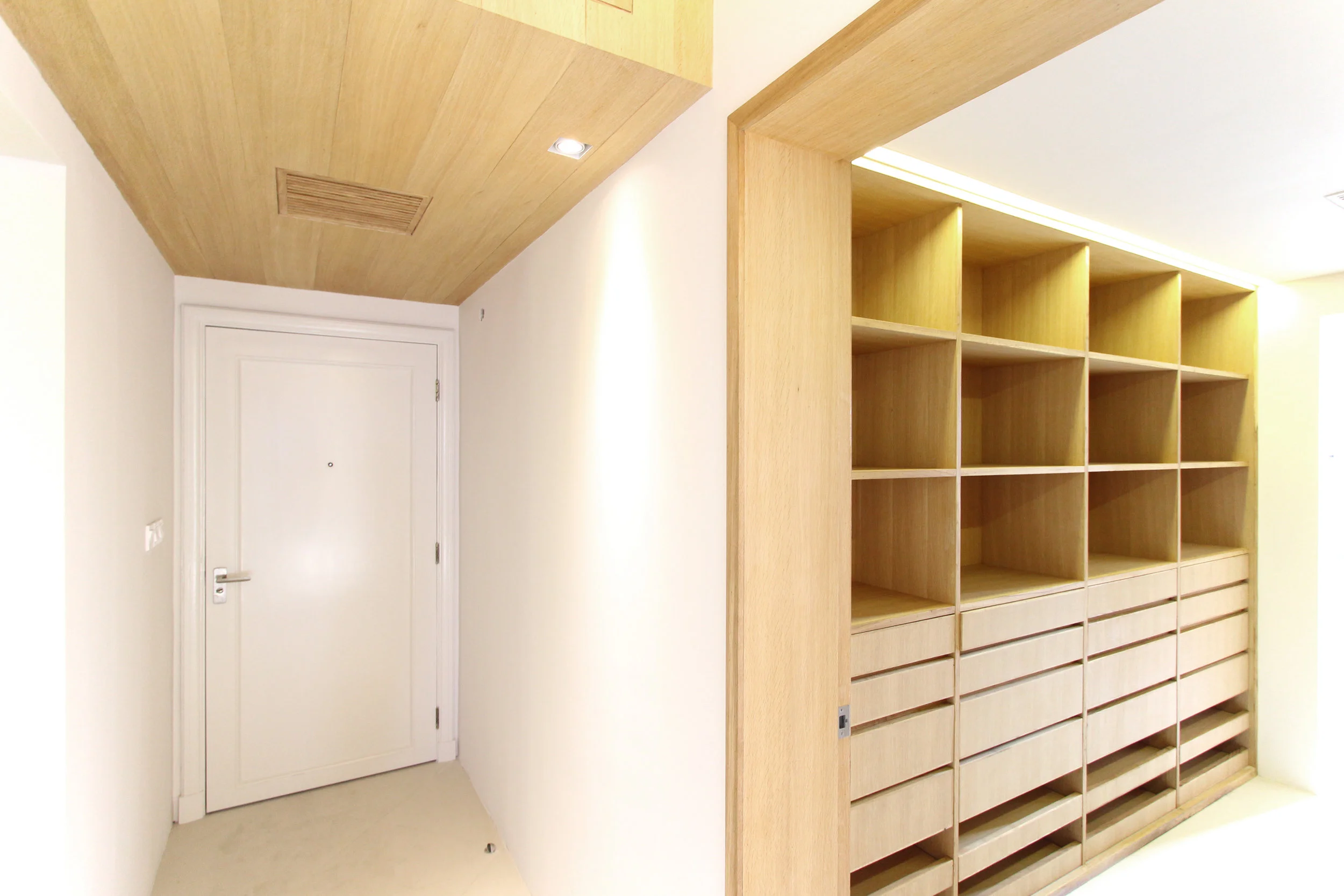 建国LOFT（注：Loft一般保留英文，建国若有特定含义，需根据实际情况调整） 丨中国上海-18