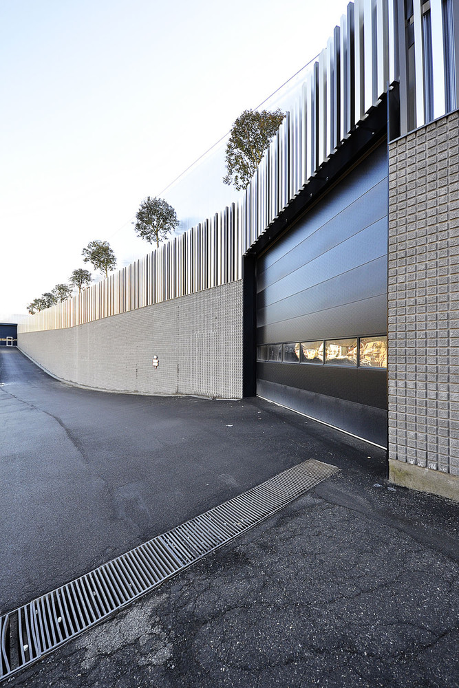 工厂重生 | 简约几何有机体,多变发光立面-31