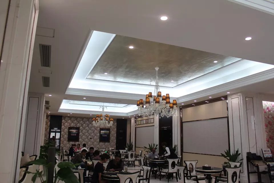 房地产售楼部案例-6