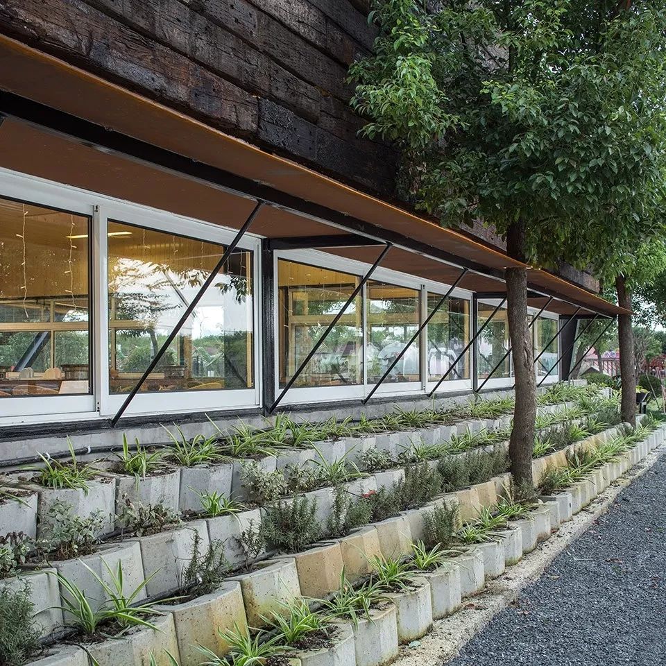 乡村烤肉店，因地制宜的节能设计-42