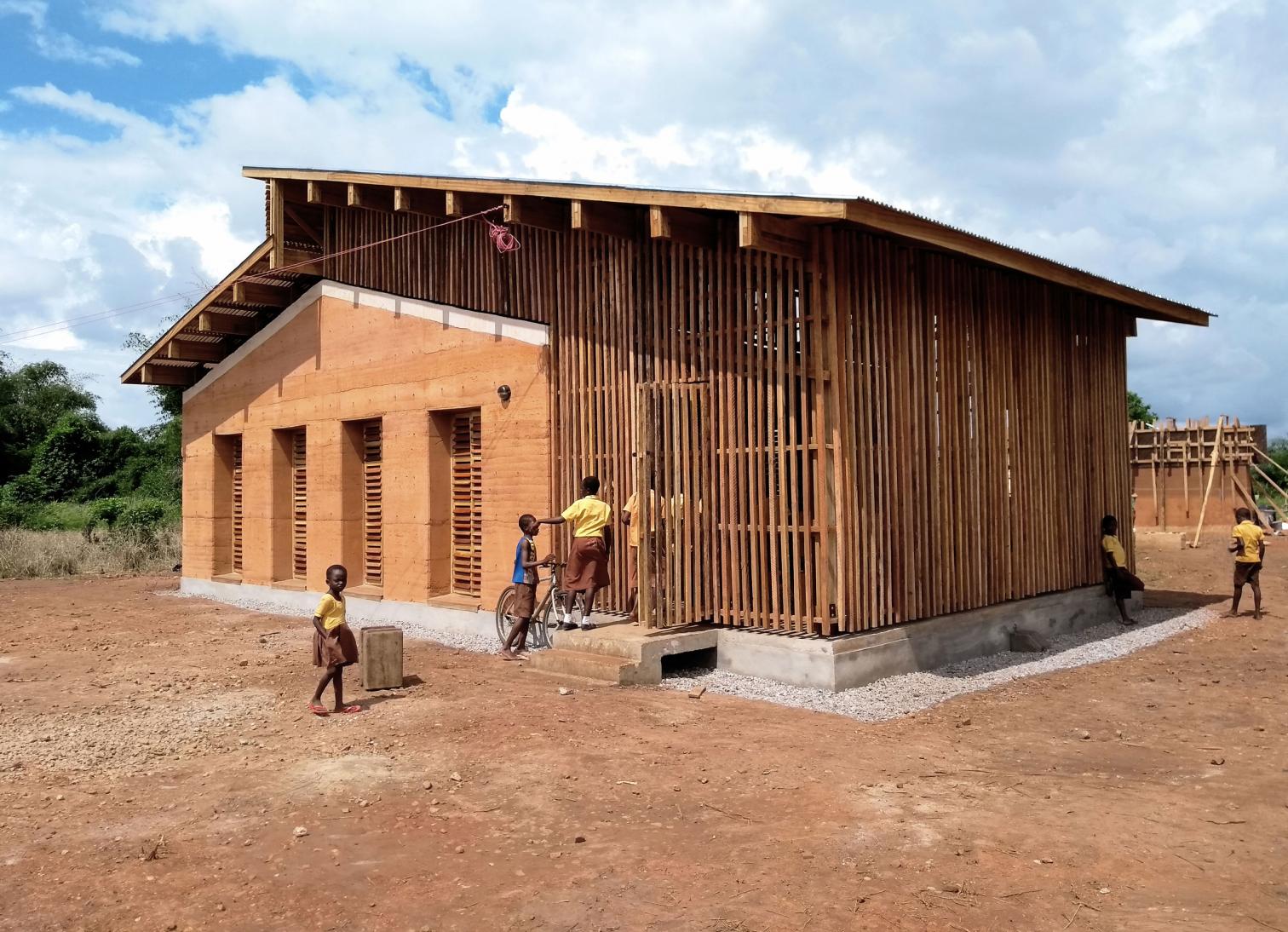 加纳 Korase 中学新教学楼-24