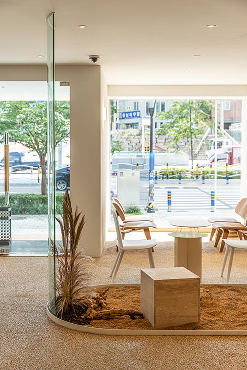 65 平米温馨咖啡馆，简约风中的白色魅力-17