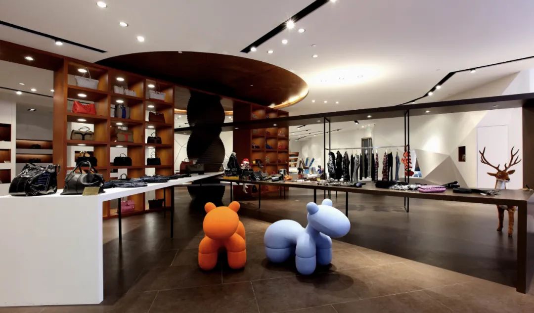 摩登几何,木融设计打造高端奢侈品店-48