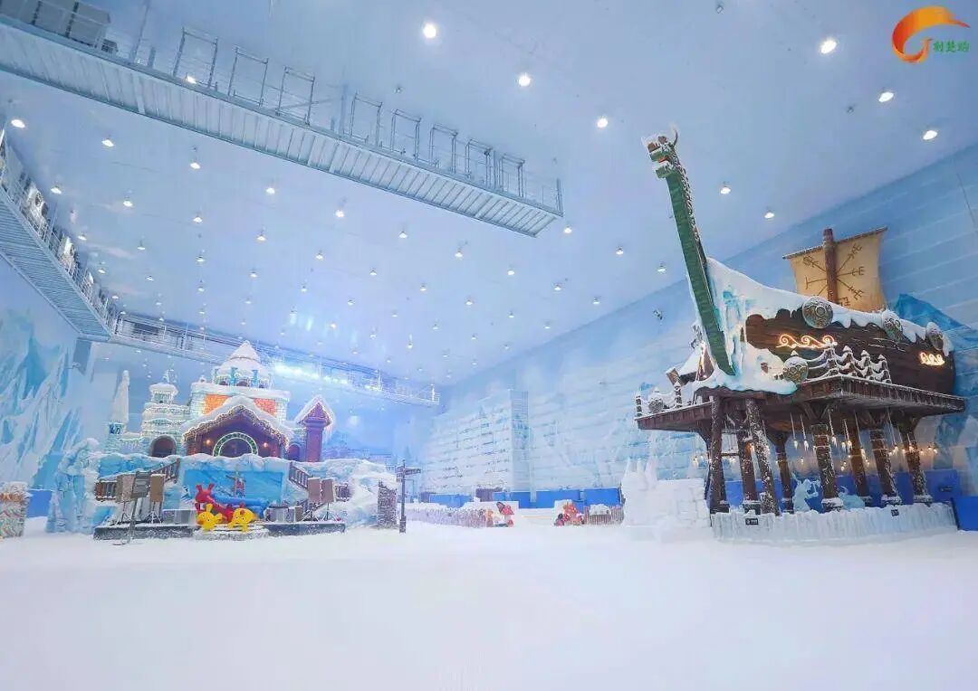 谁说滑雪只能冬天？华中首座城市中心室内滑雪场，四季都能嗨翻天！-2