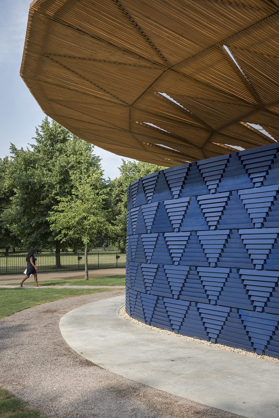 蛇形展厅2017,伦敦 / Kéré Architecture-47