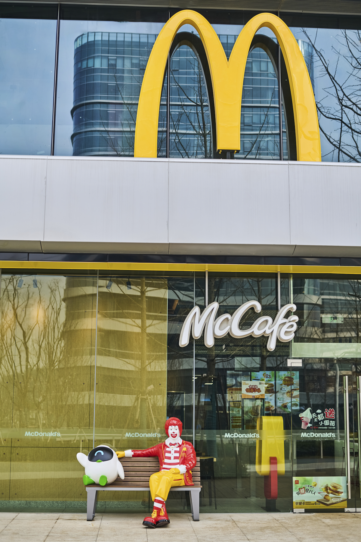 杭州余杭菜鸟智慧谷园区麦当劳门店设计丨中国杭州丨STILL YOUNG-12