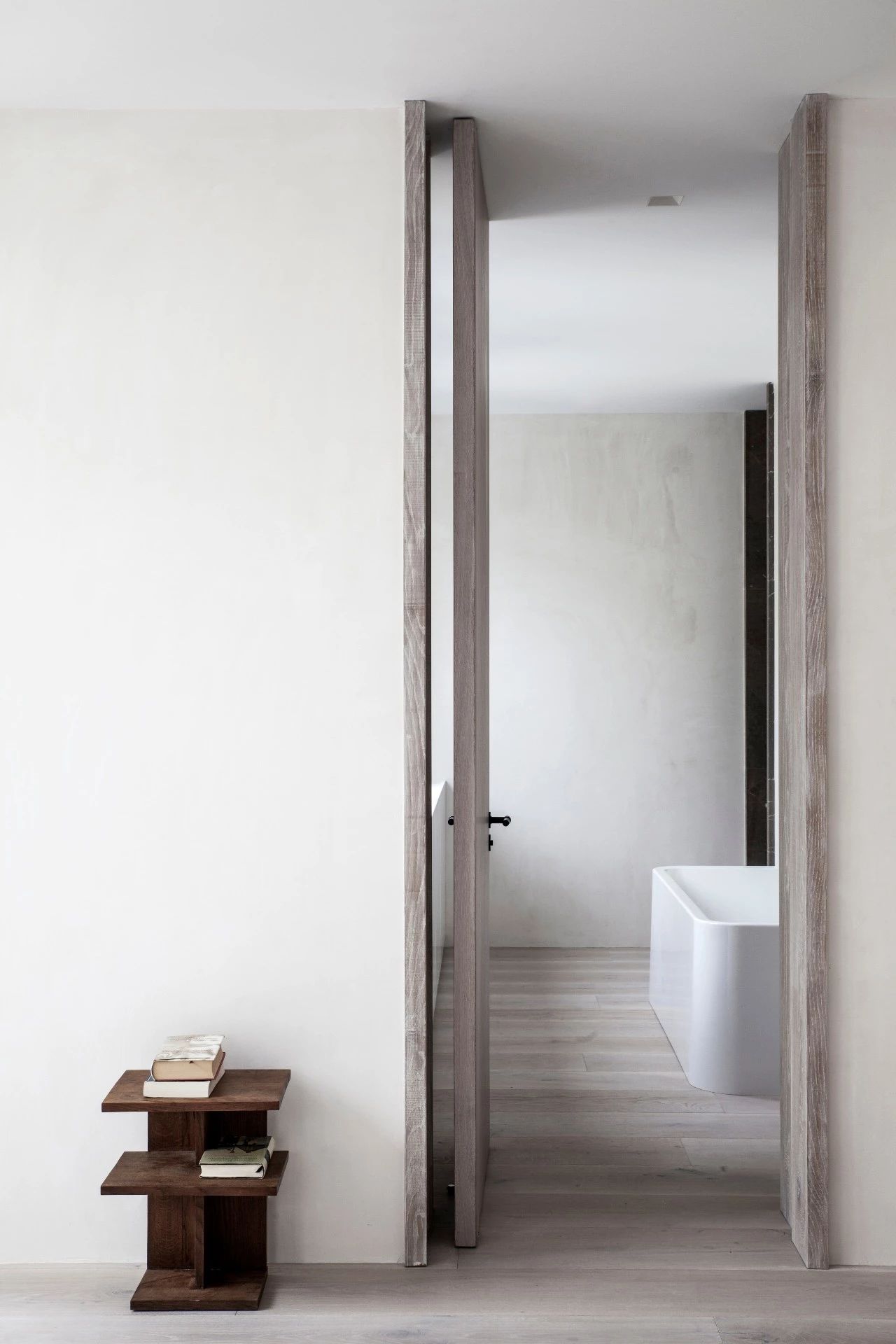 马德里极简住宅-36