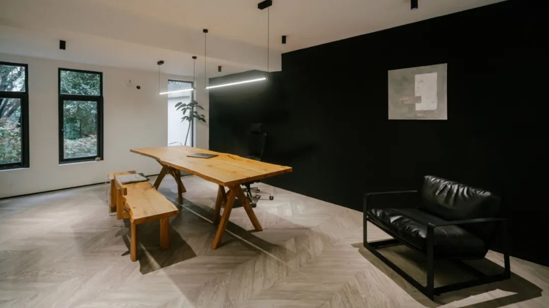 戏法空间 | 5 米层高沿街店铺的魔法改造-36