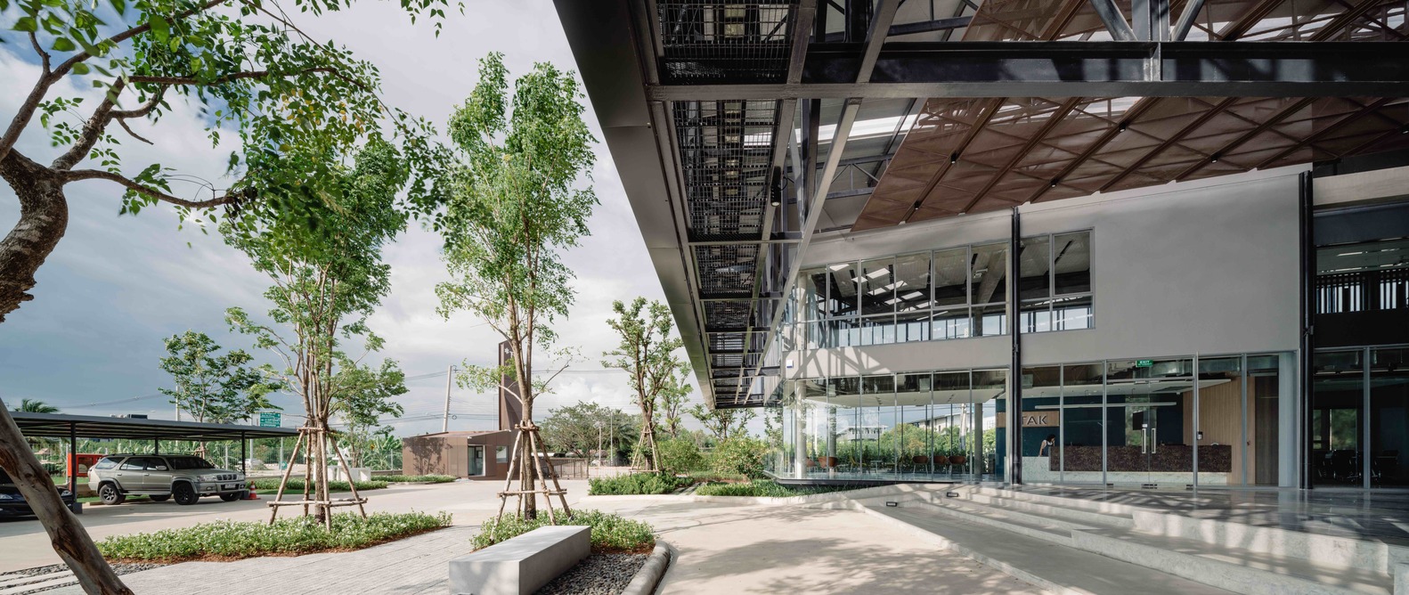 泰国 AOMO 仓库办公楼，创新双层皮肤设计-31