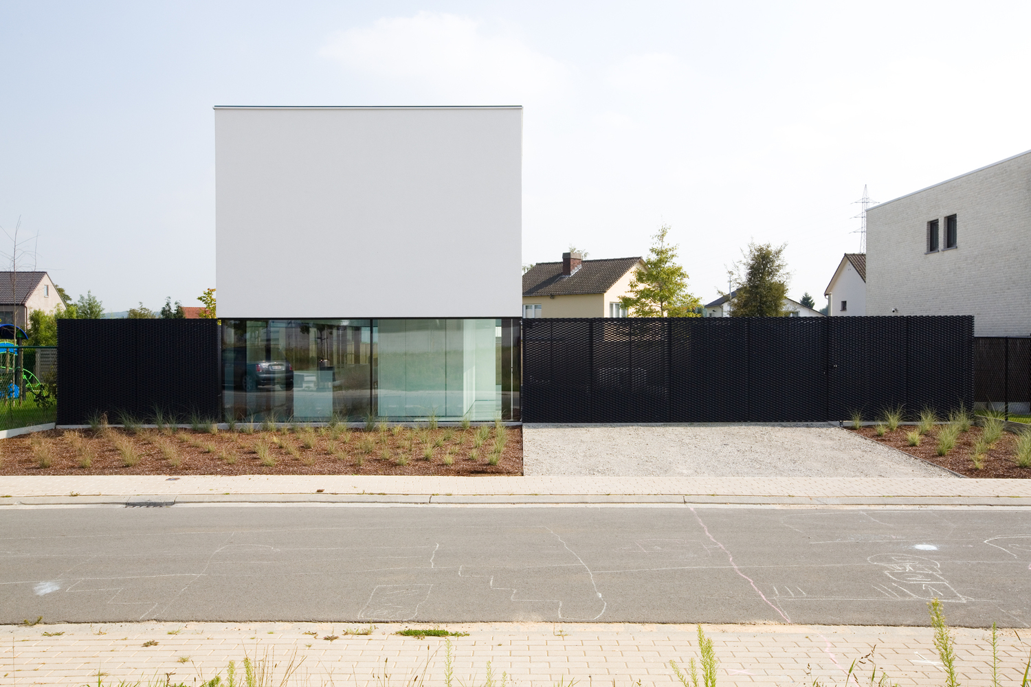 比利时小地块上的现代木构住宅-49