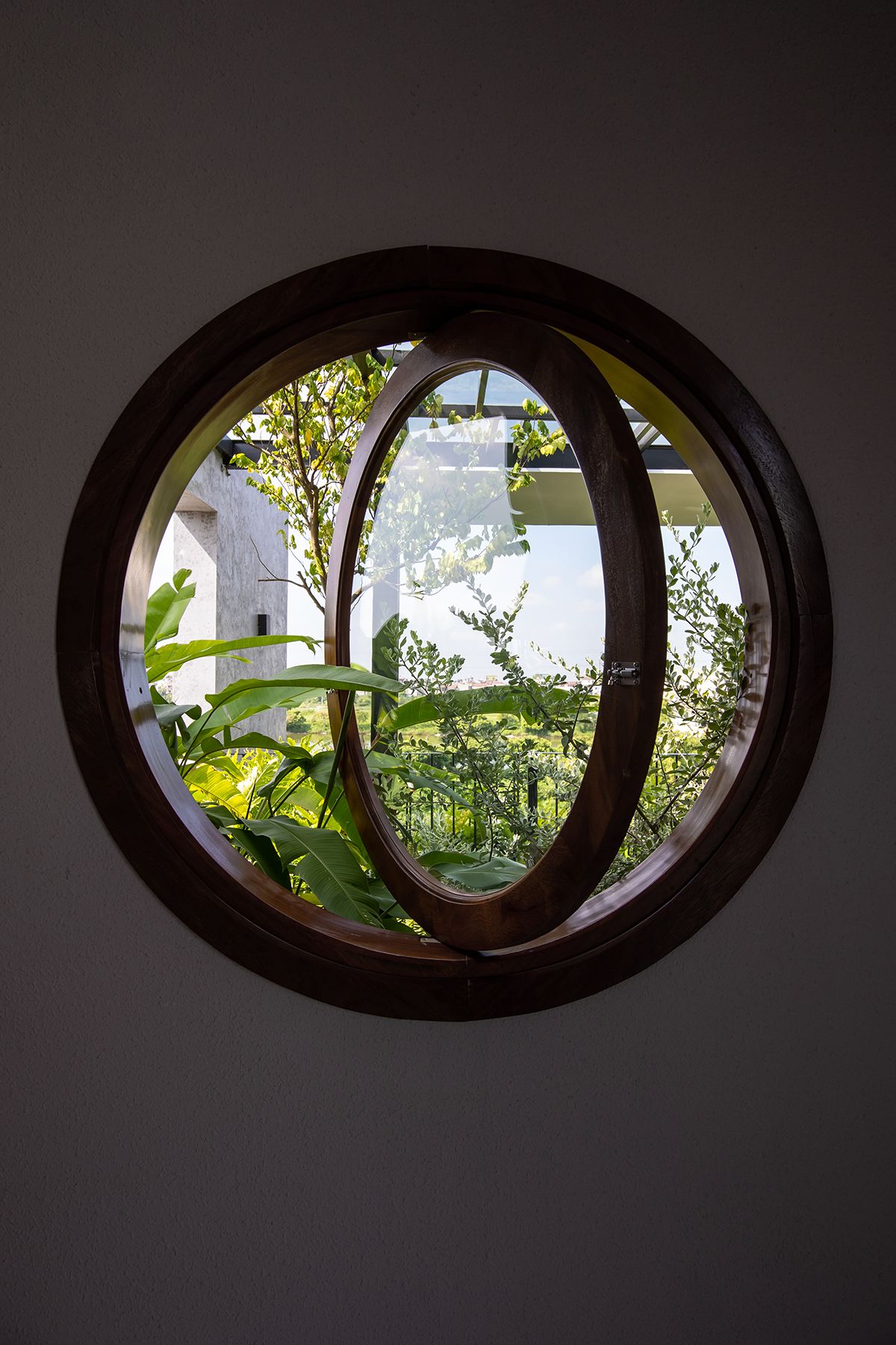 折叠之家 · 绿意盎然的家庭空间-12