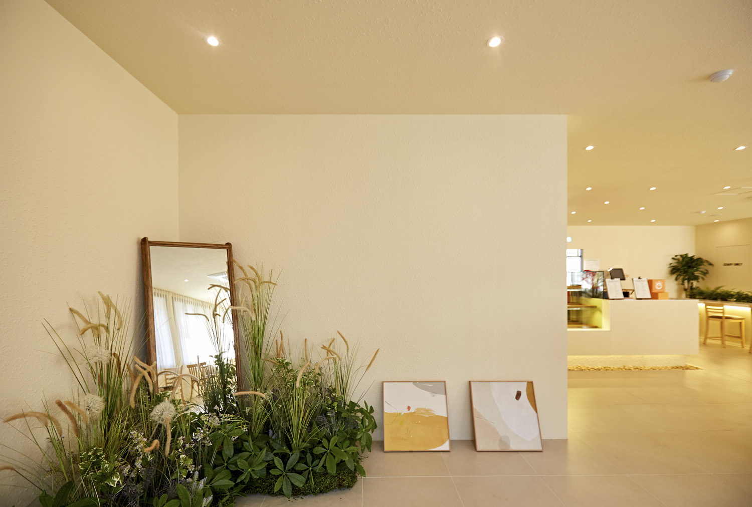 42 平卡佩咖啡厅，小巧设计点亮空间-17