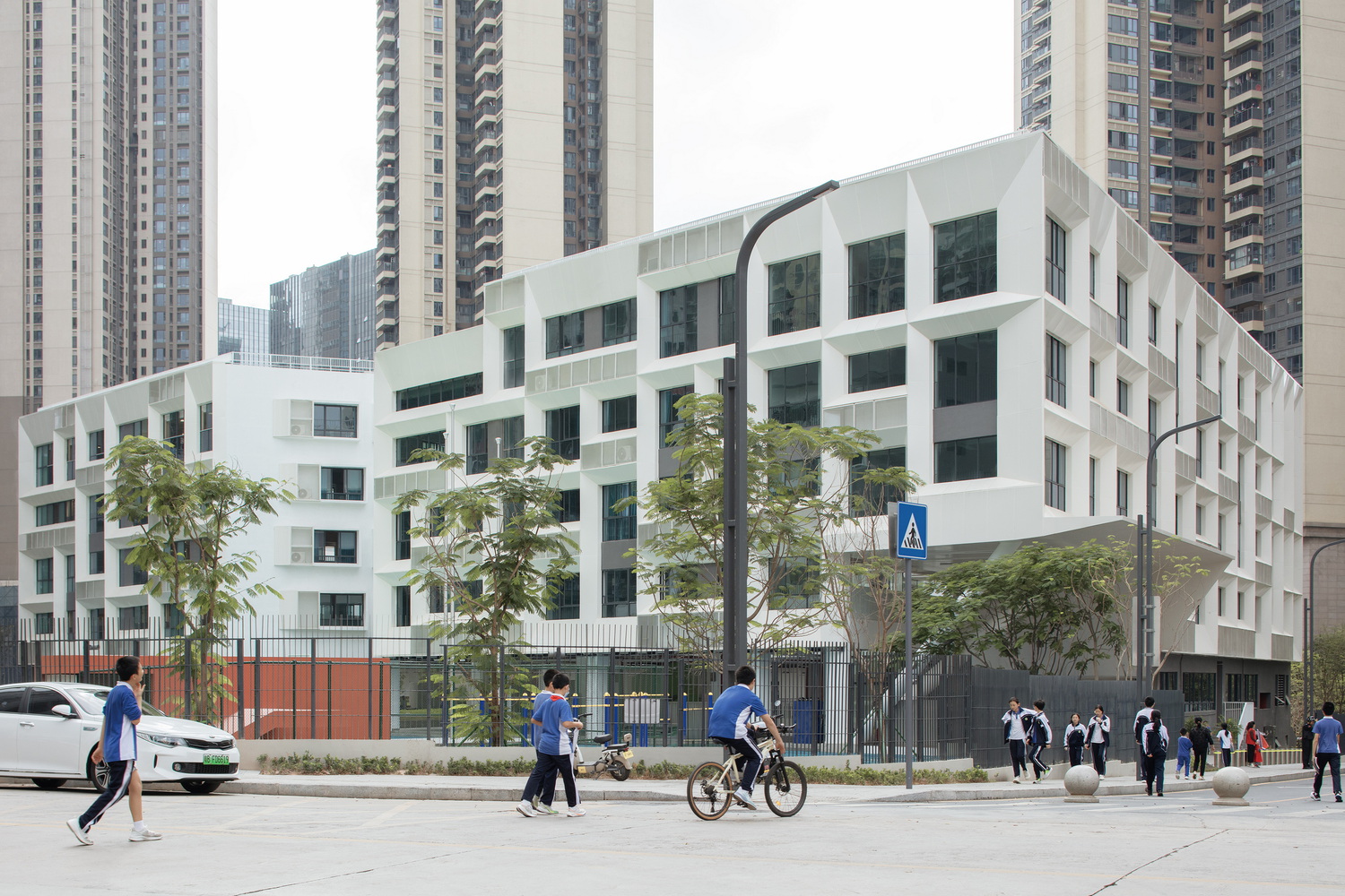 深圳市龙华区创新实验学校（初中部）丨中国深圳丨筑博设计联合公社+厘米制造-12