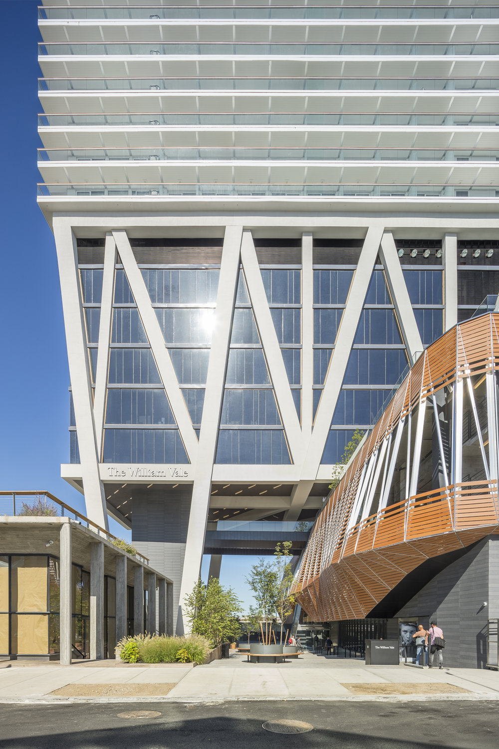 纽约威廉斯堡 William Vale 酒店——现代设计与智能科技的融合-10