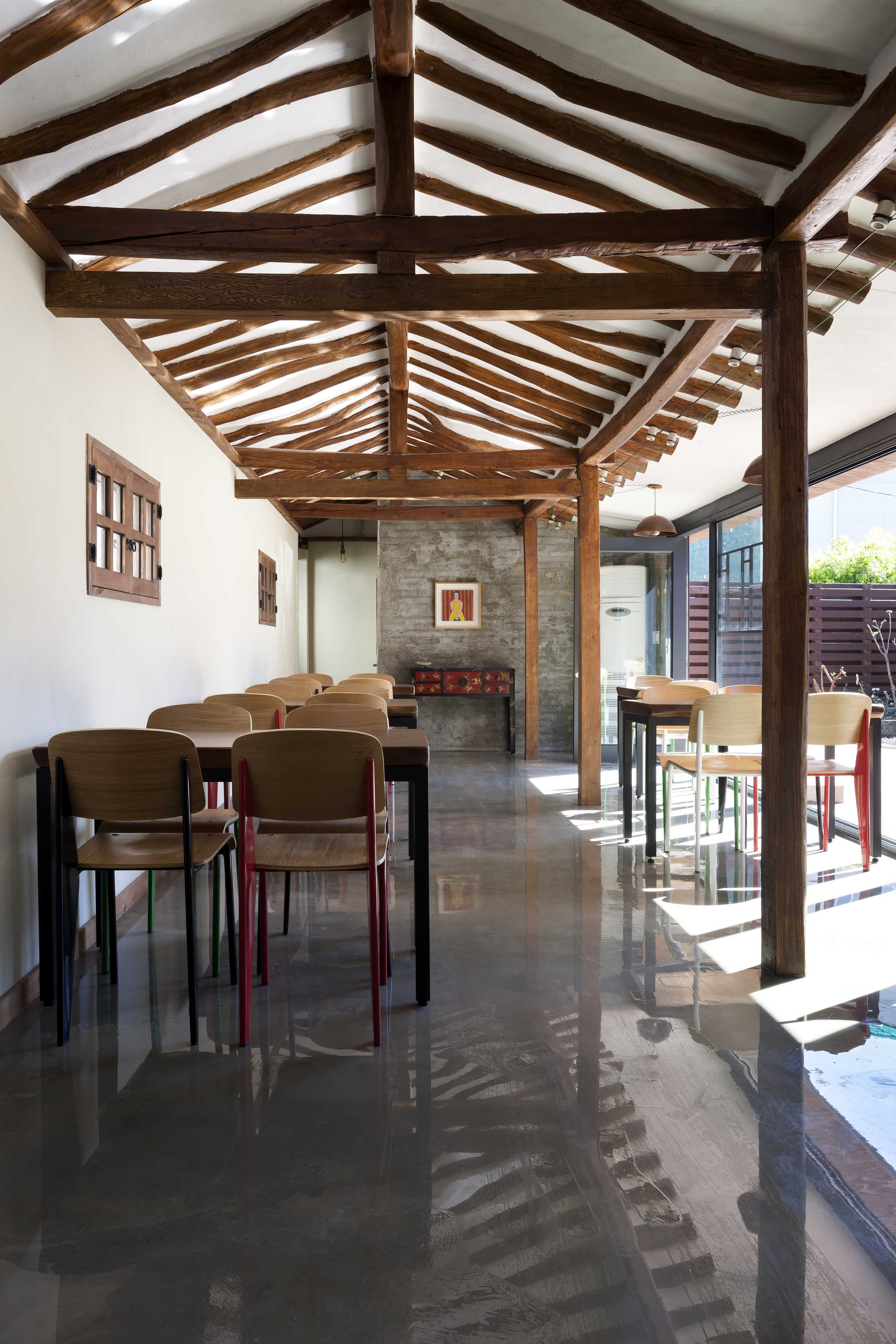 韩国"巧克力露西"小店,旧屋新生诠释甜蜜事业-32