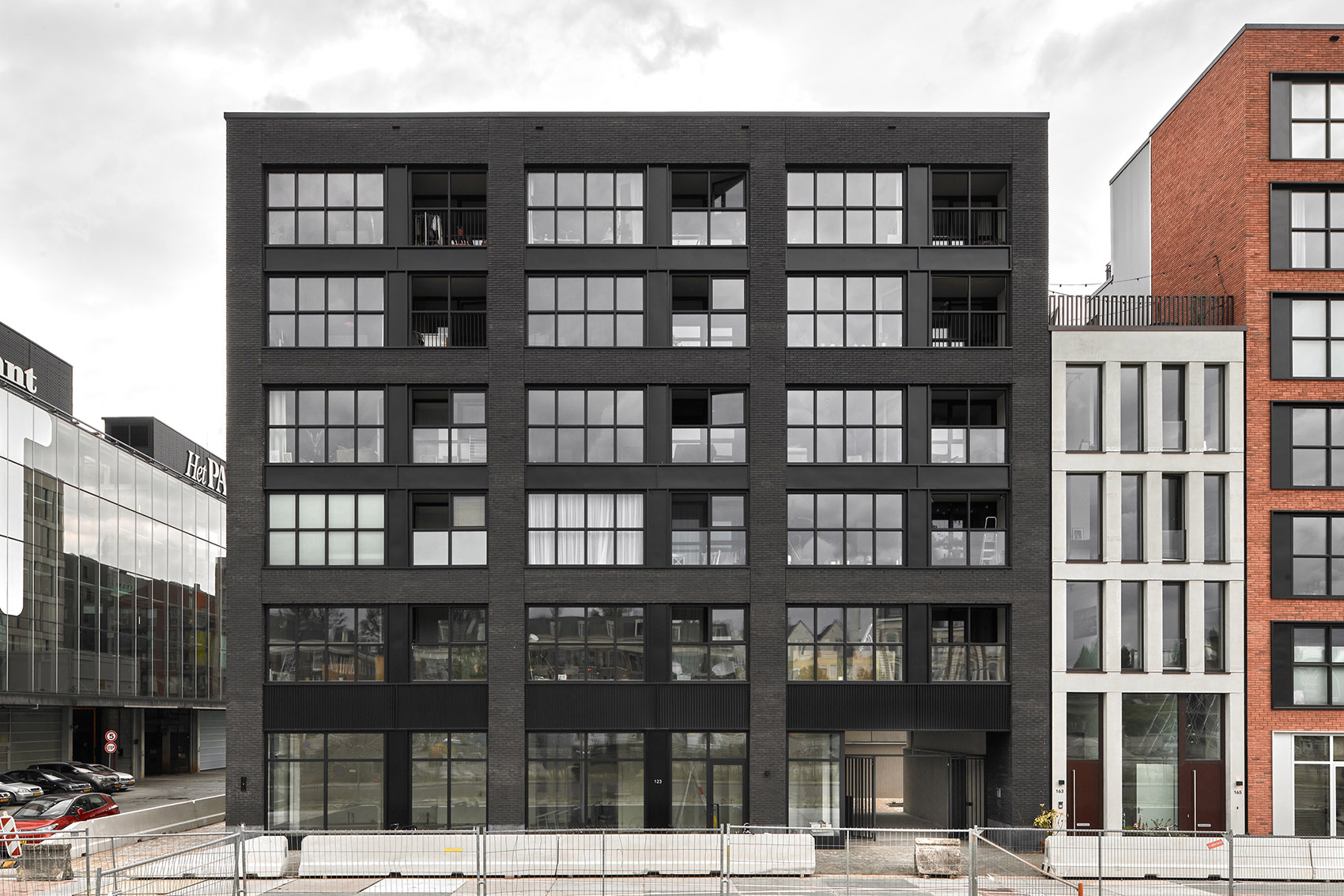 “都市峡谷”公寓丨荷兰阿姆斯特丹-5