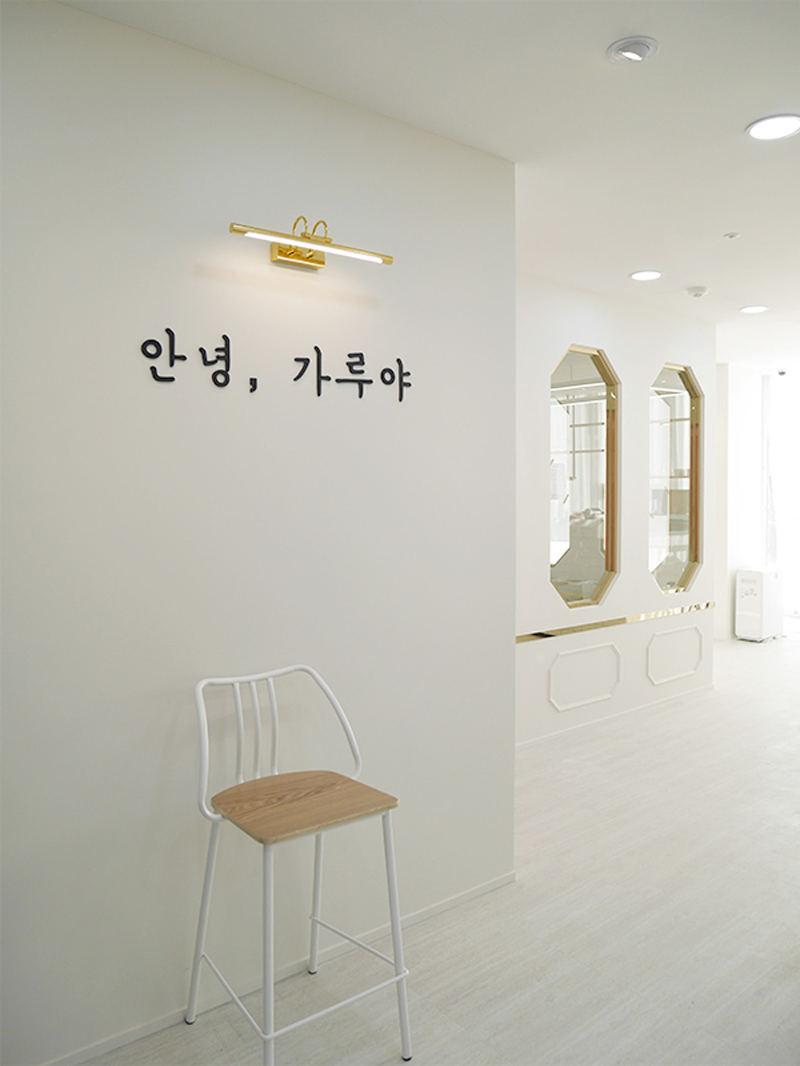 韩式简约风 点彩咖啡馆设计-13