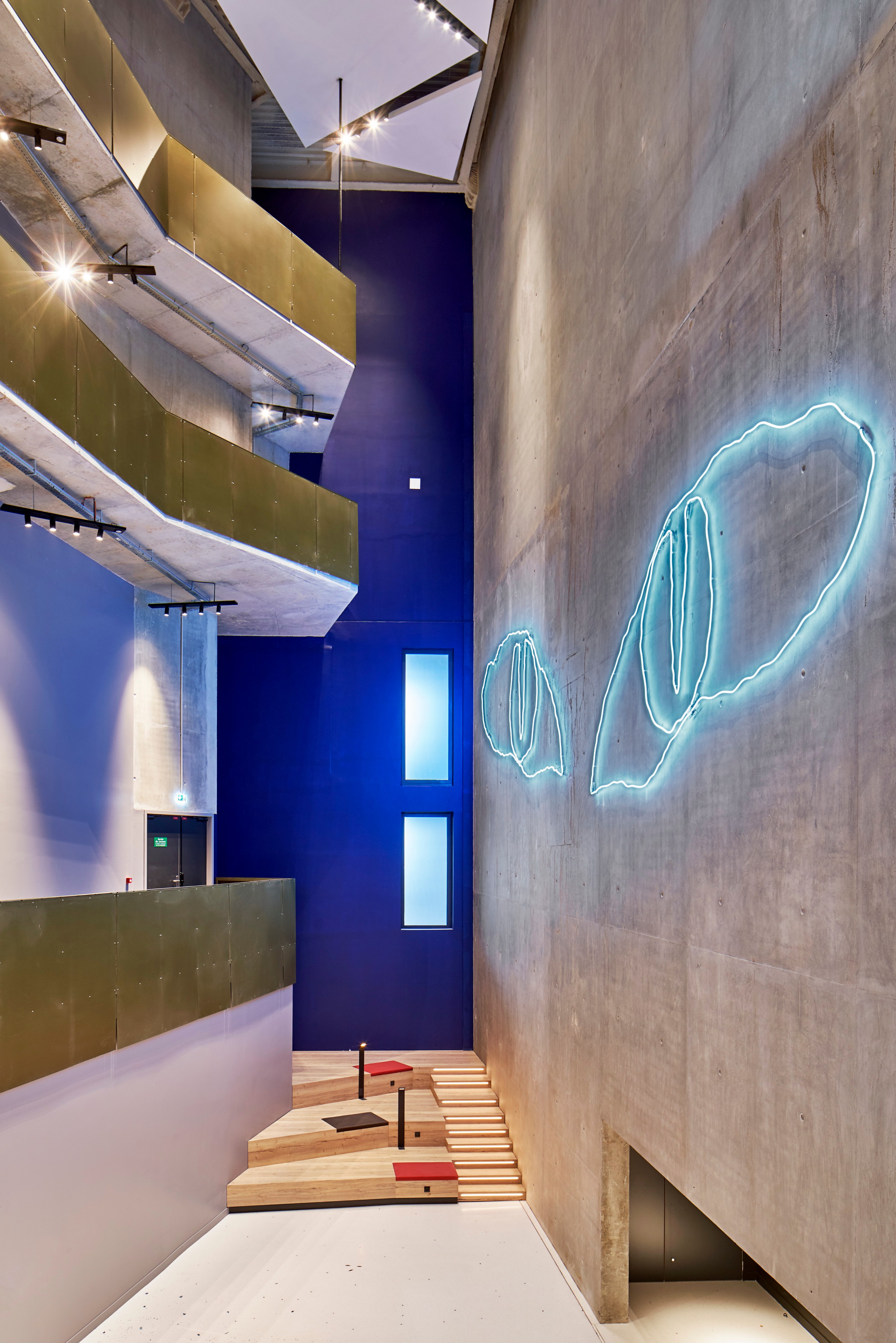 法国购物中心 UGC Ciné·Cité新型多厅影院-13