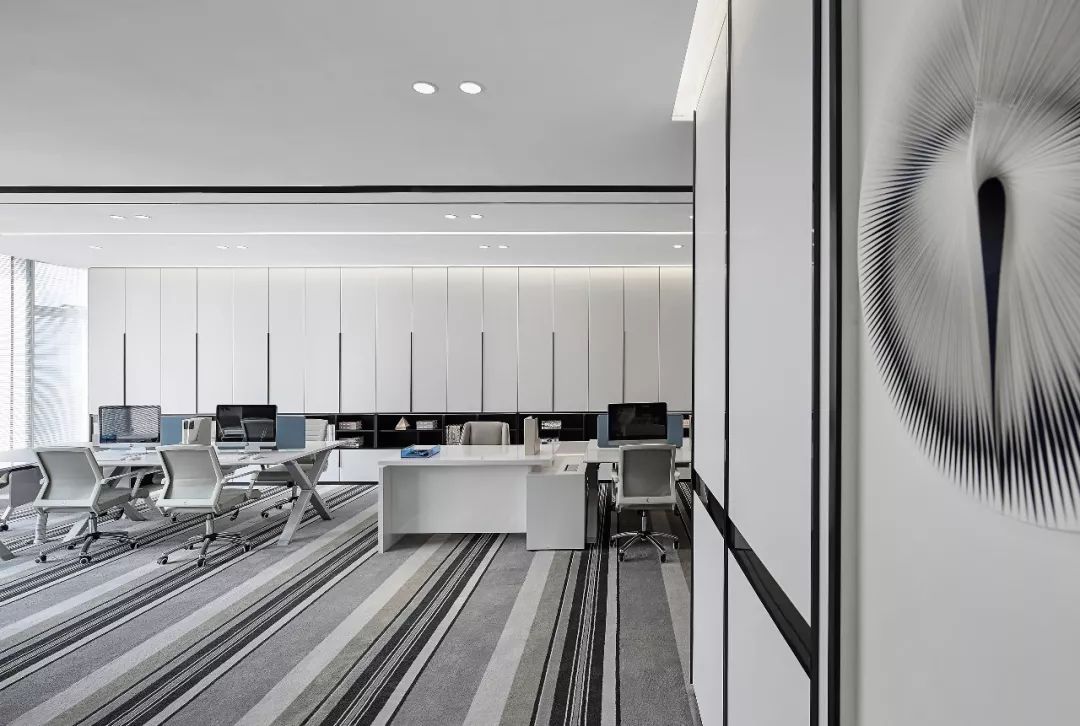 香港万隆控股办公空间-33