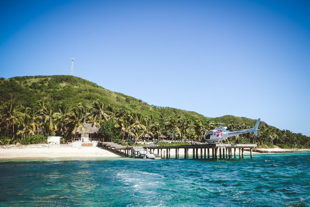 斐济五星级豪华度假酒店,现代斐济风格的海滨别墅-114