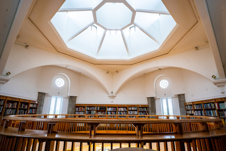 浦添市美術館丨建築家・内井昭蔵-20