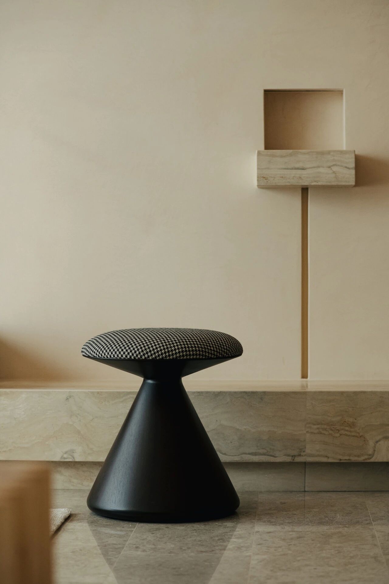 G 屋；G 宅（这里若有更多语境，能更准确翻译G代表的含义，比如可能是人名、地名首字母等） 丨Atelier01  A01-43