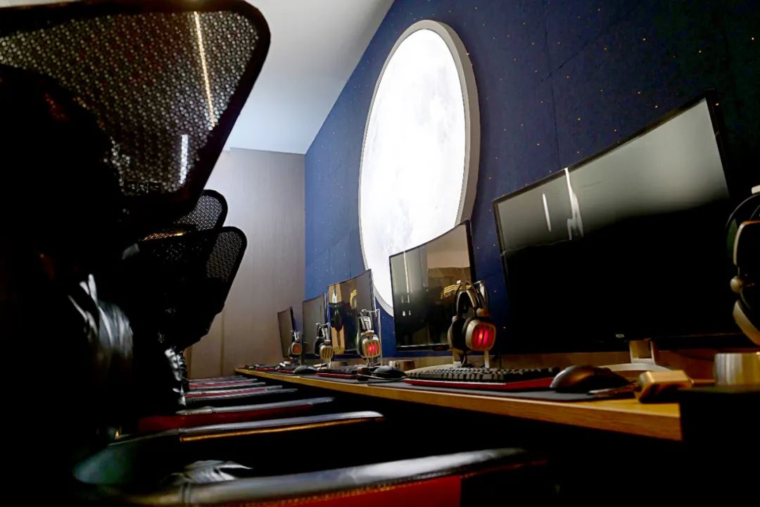 湘华网络(万达店)-20