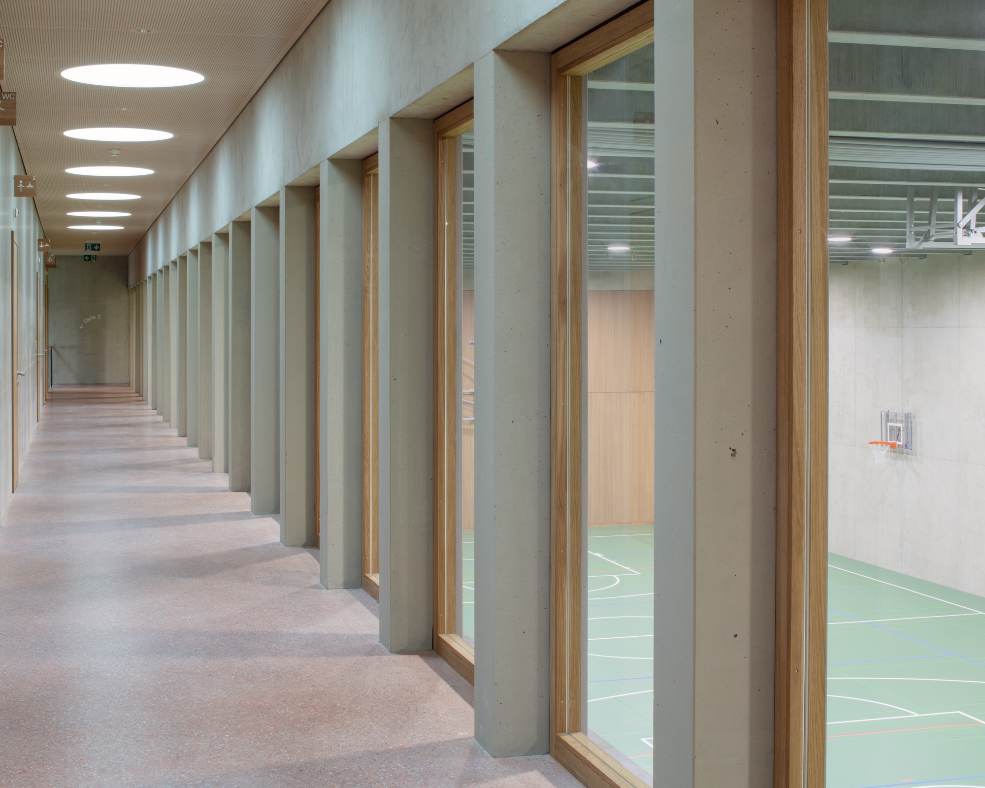 Collège des Parcs School Extension and two Sport Halls / Stoa architectes-39