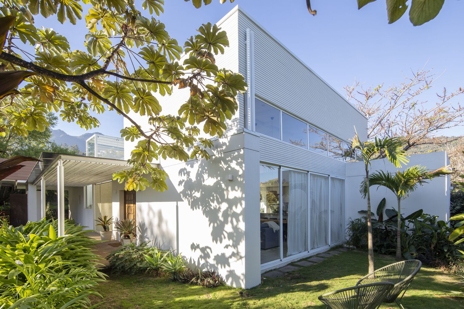 Casa Patio · 融入自然的可持续殖民地风格设计丨哥斯达黎加圣何塞-20