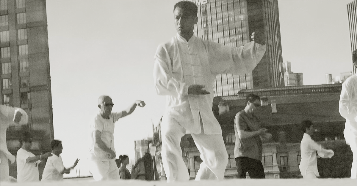 上海外滩晨练丨中国上海丨Ivan Maria Friedman-11