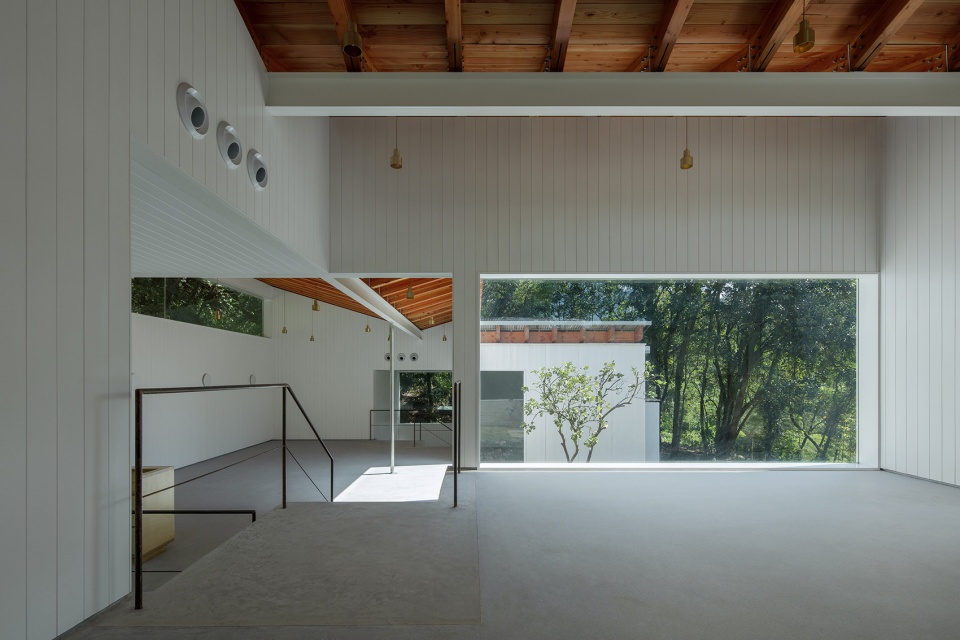 山林间的蝶翼建筑 · 定海台房丨中国舟山丨久舍营造工作室-85