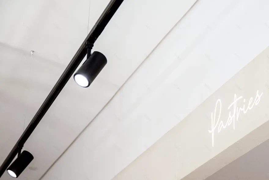 简约纯粹,沙特阿拉伯 Chunk Social 餐厅设计-27