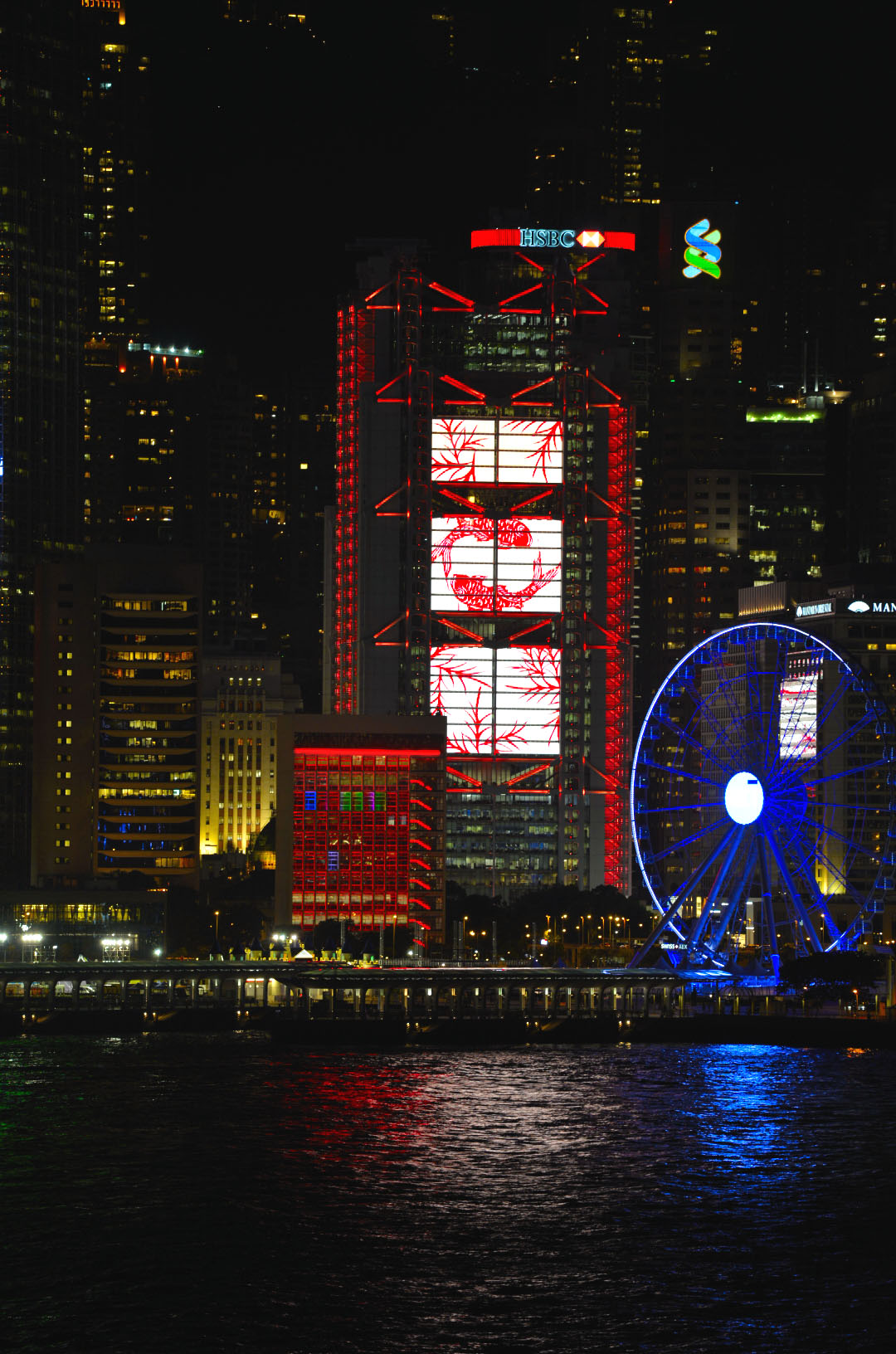 汇丰银行总部数字化改造-12